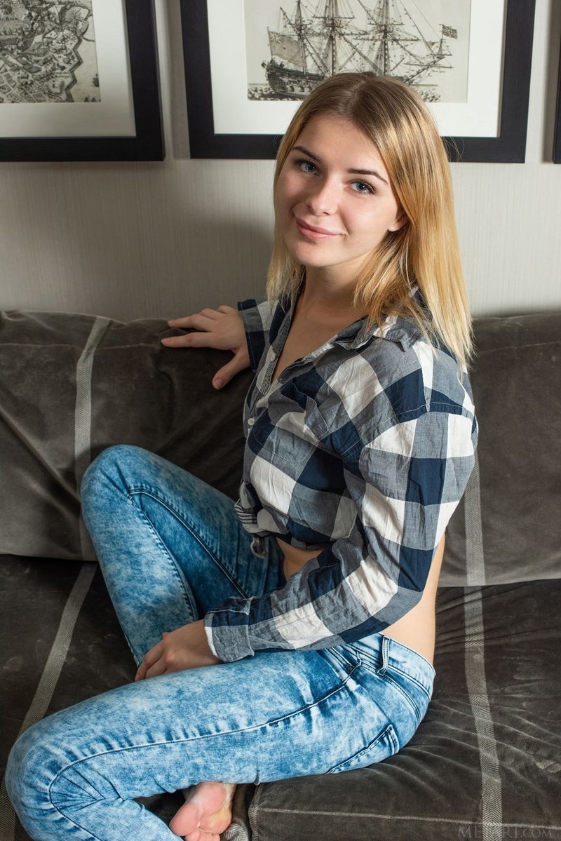 Настя, 24